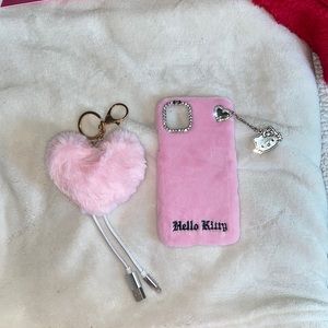 Faux fur heart charger x hello kitty faux fur rhinestone key chain phone case